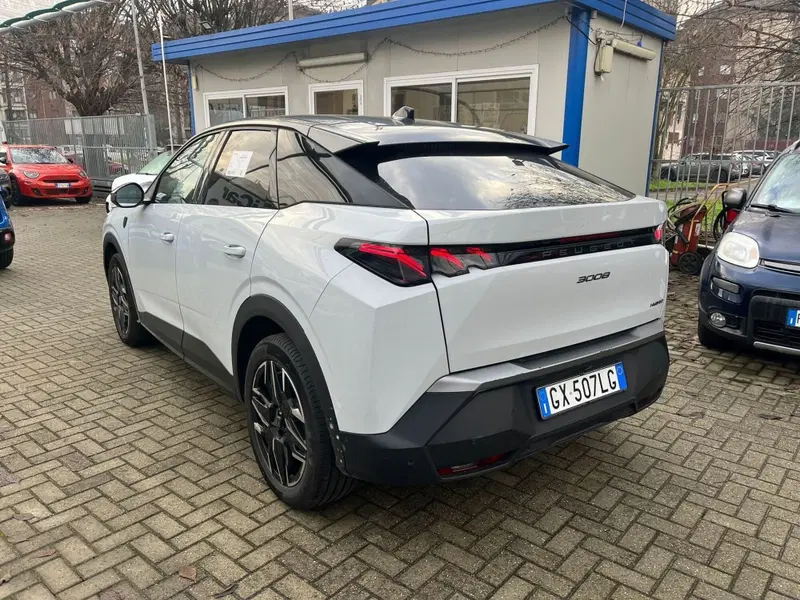 Peugeot 3008 usata a Milano (9)