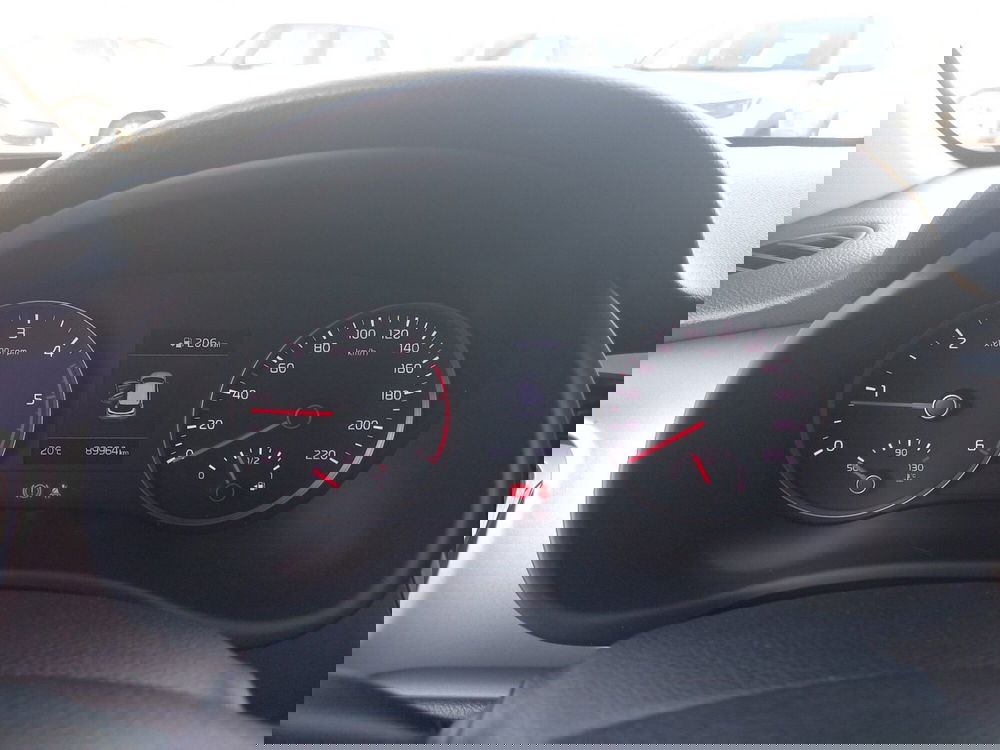 Kia Stonic usata a Catania (11)