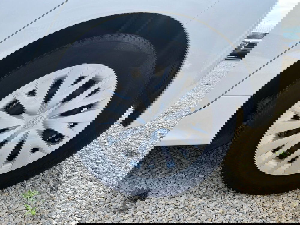 Toyota Yaris usata a Ragusa (6)