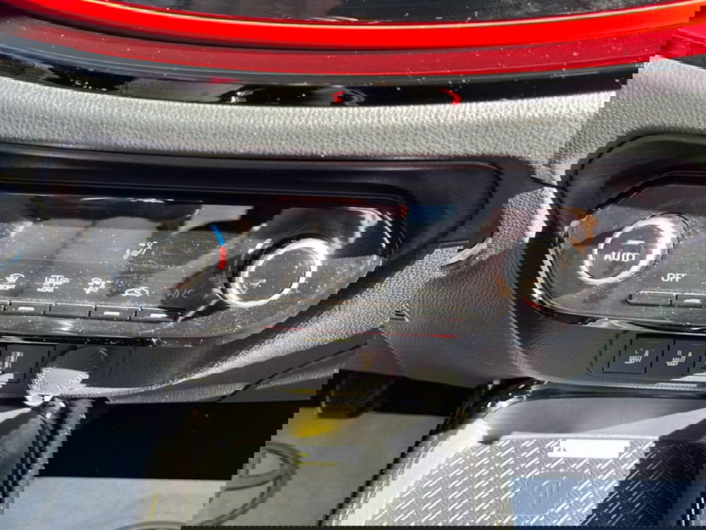 Toyota Aygo X usata a Catania (15)