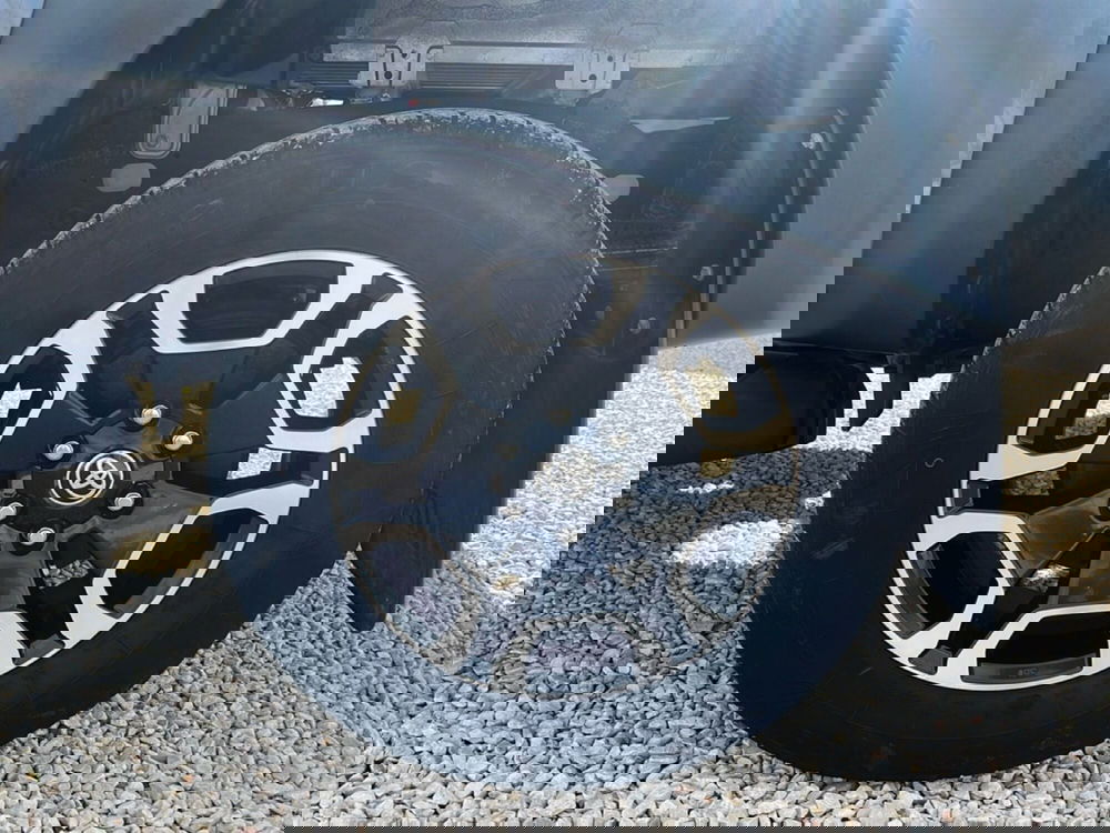 Toyota Hilux usata a Ragusa (6)