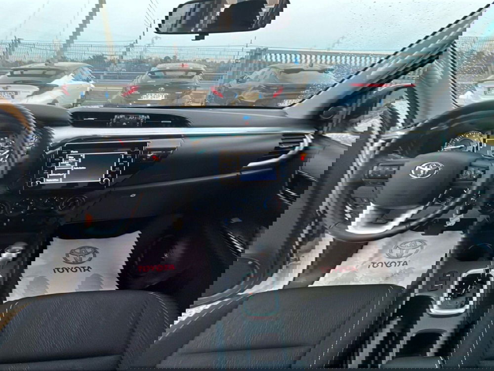 Toyota Hilux usata a Ragusa (10)