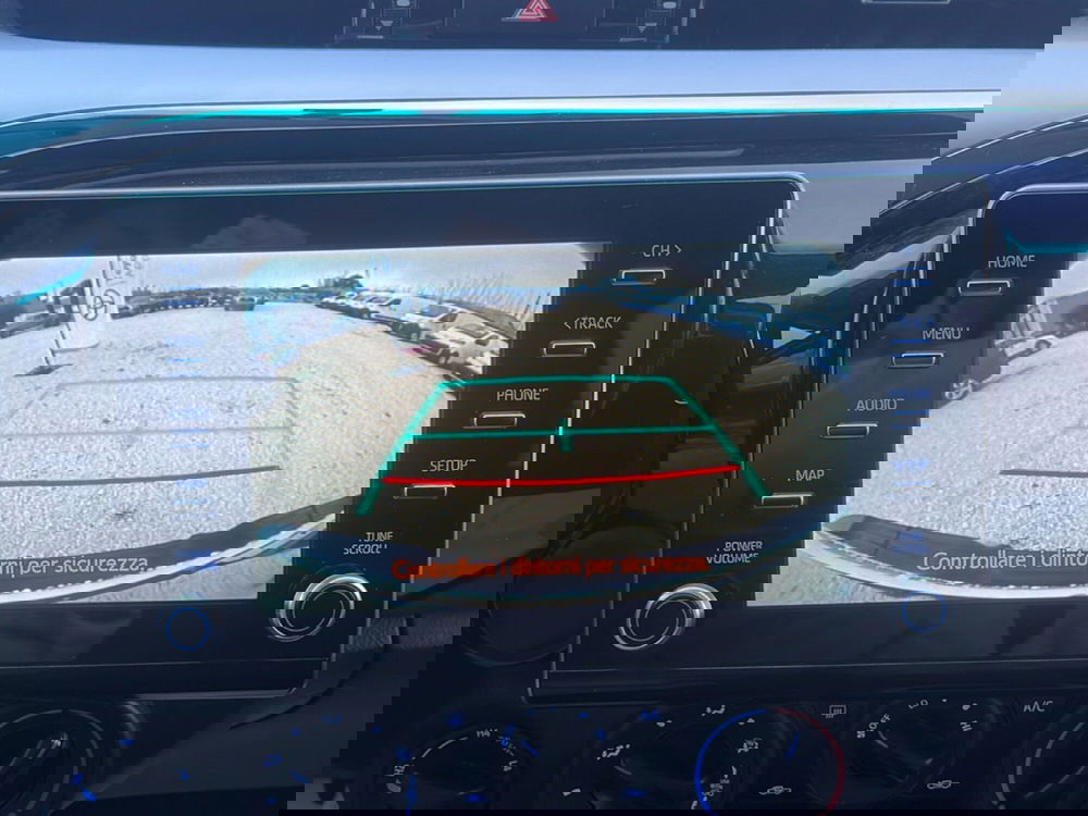 Toyota Hilux usata a Ragusa (14)