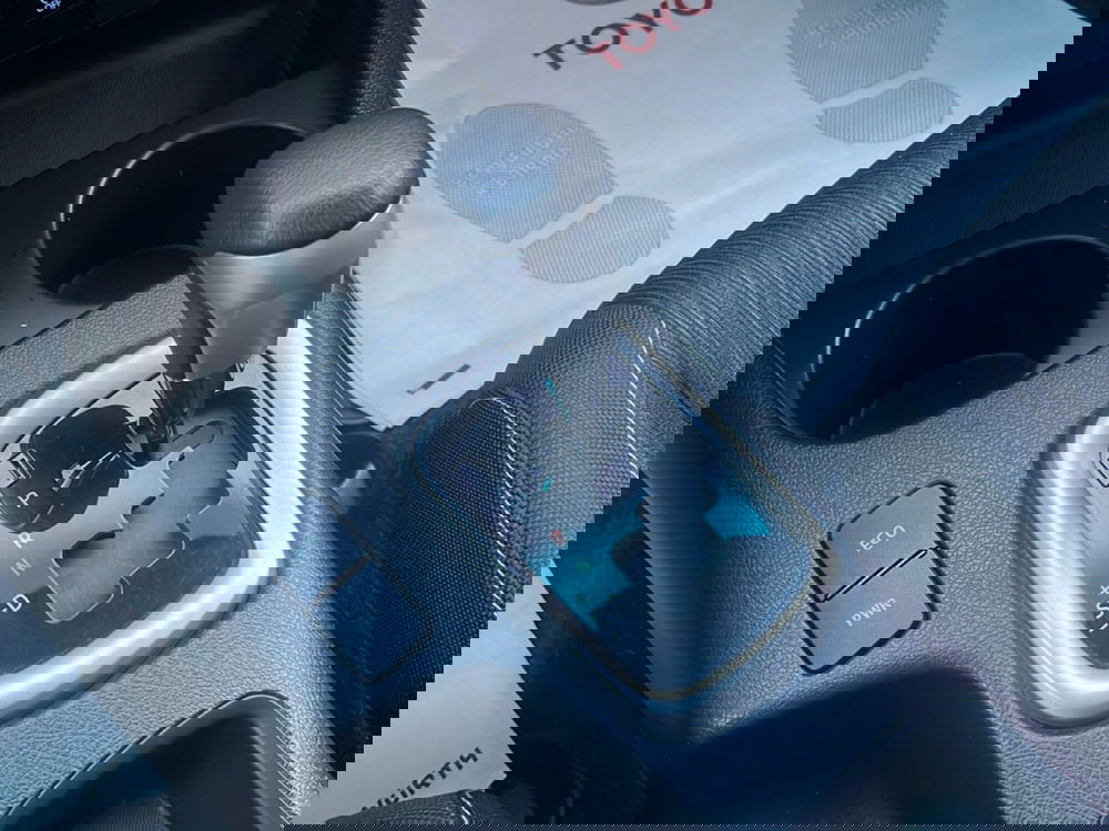 Toyota Hilux usata a Ragusa (16)