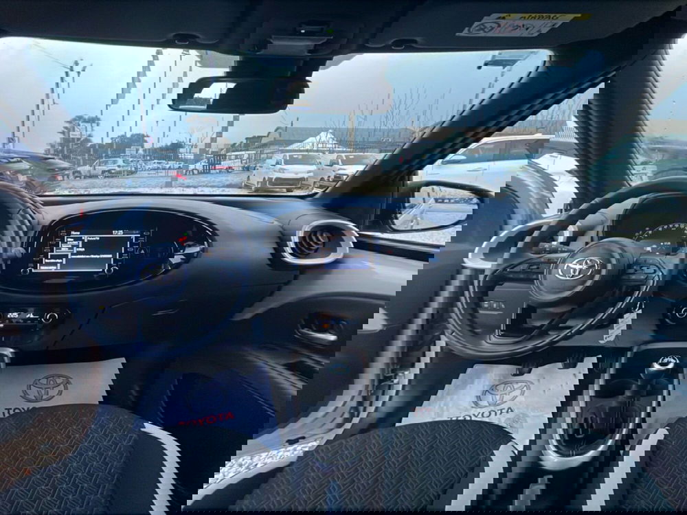 Toyota Aygo X usata a Ragusa (10)