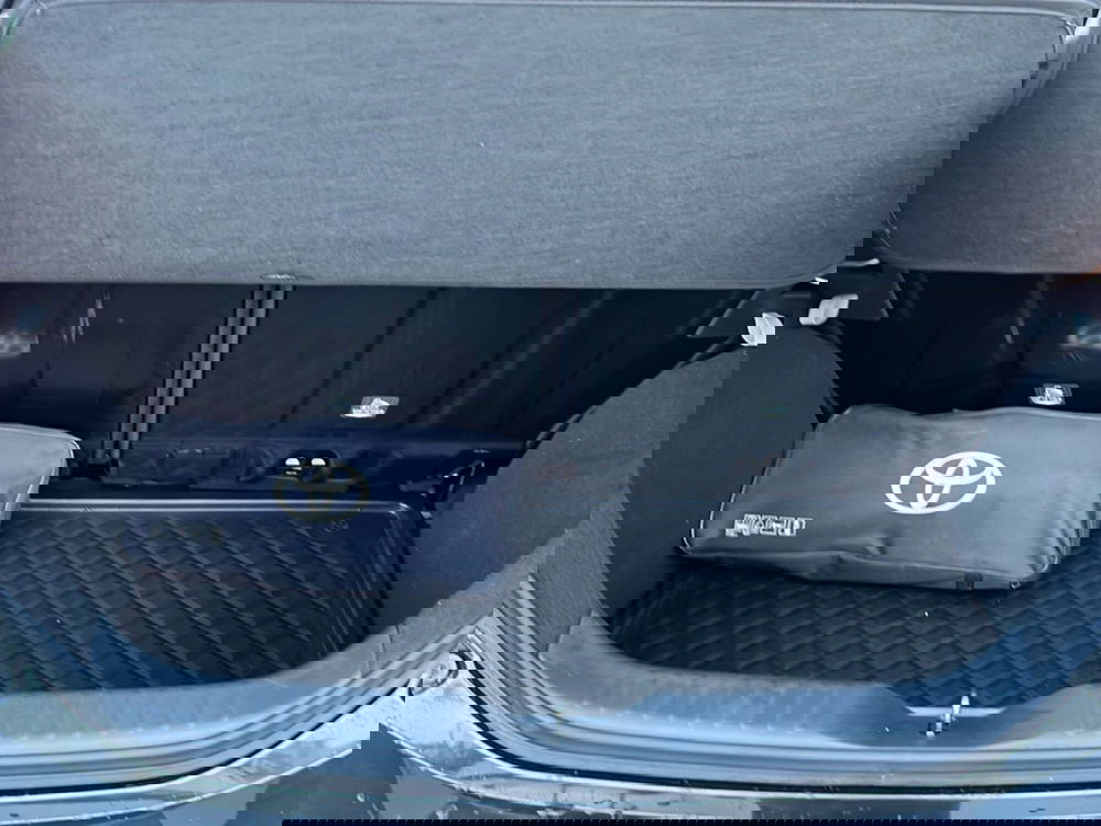 Toyota Aygo X usata a Ragusa (7)