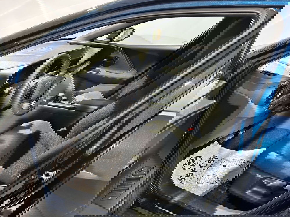 Toyota Toyota C-HR usata a Milano (12)