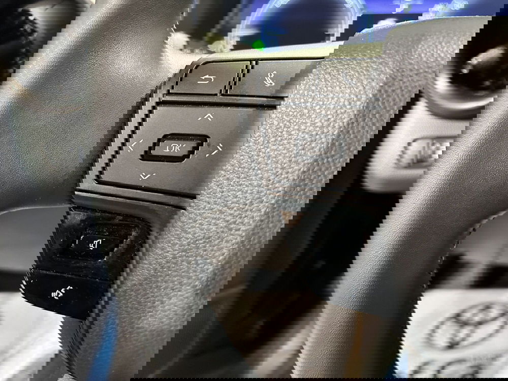 Toyota Toyota C-HR usata a Milano (16)