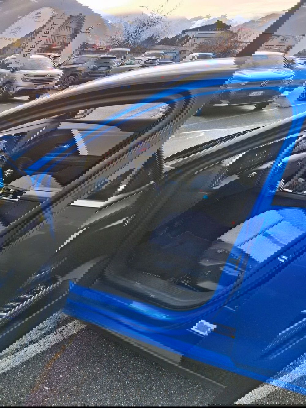 Opel Astra usata a Aosta (8)