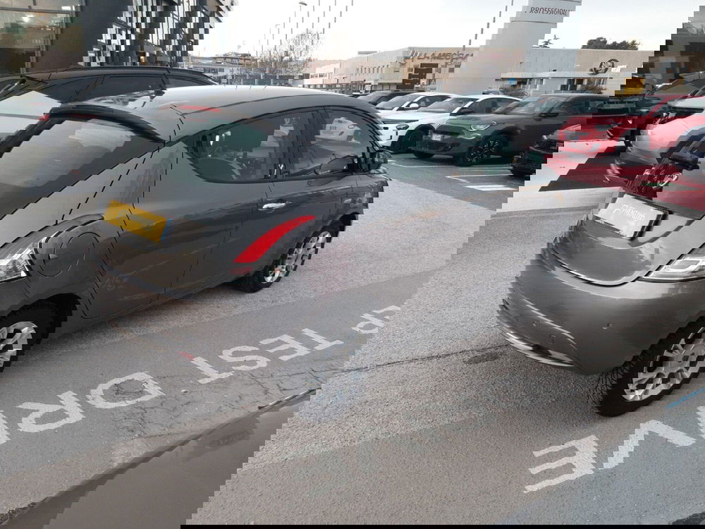 Lancia Ypsilon usata a Campobasso (6)