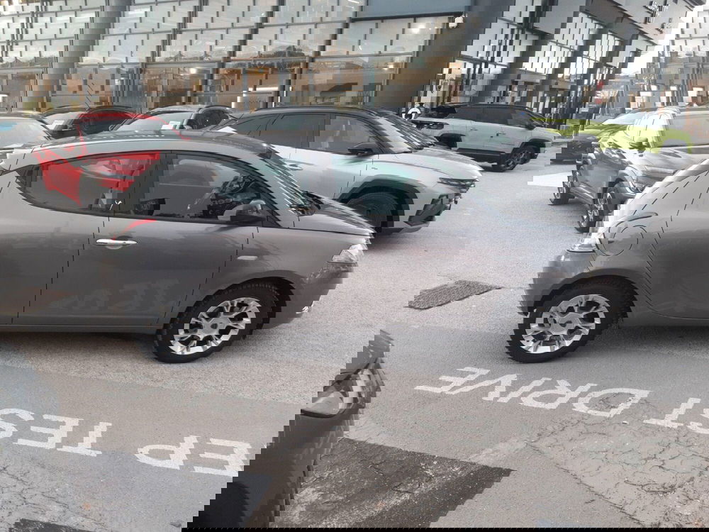 Lancia Ypsilon usata a Campobasso (7)