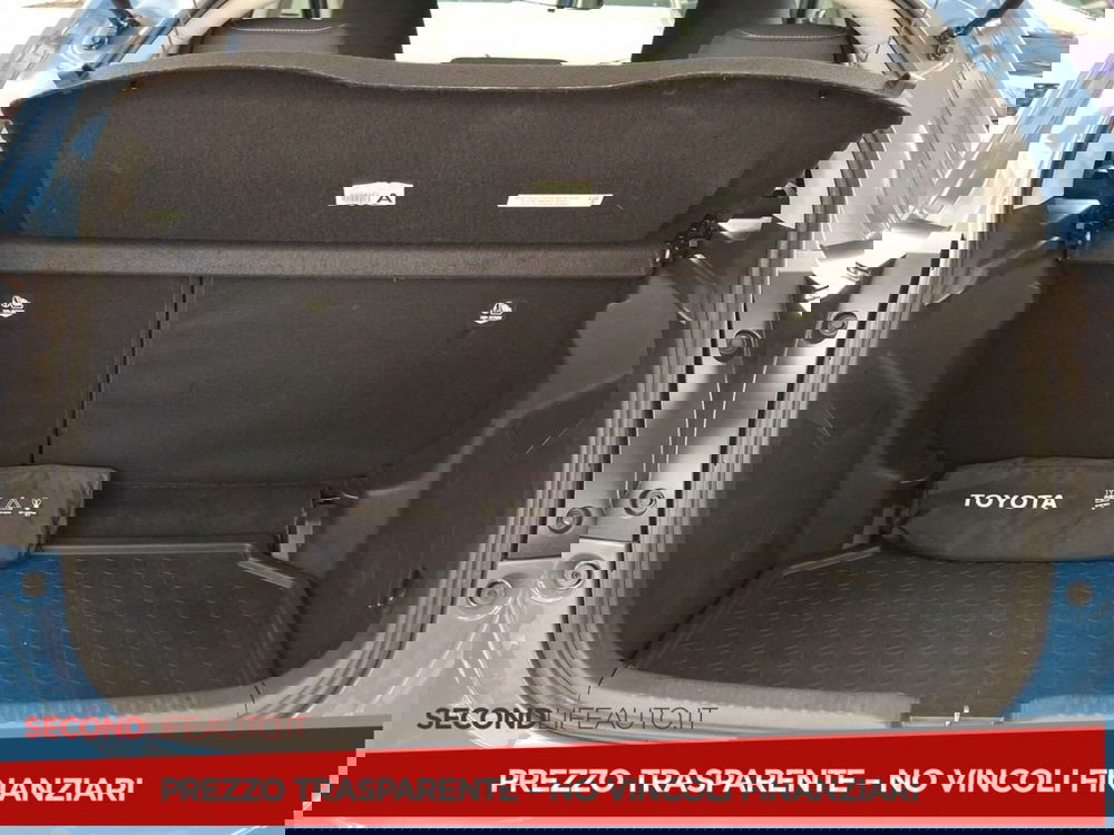 Toyota Yaris usata a Roma (12)