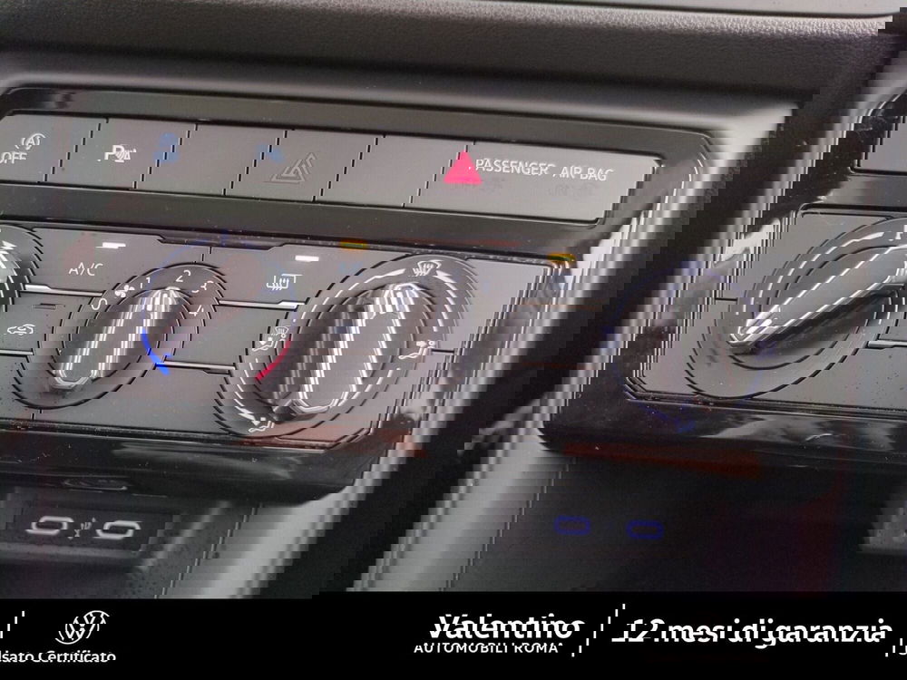 Volkswagen T-Cross usata a Roma (17)