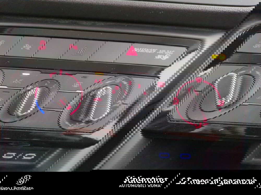 Volkswagen T-Cross usata a Roma (17)