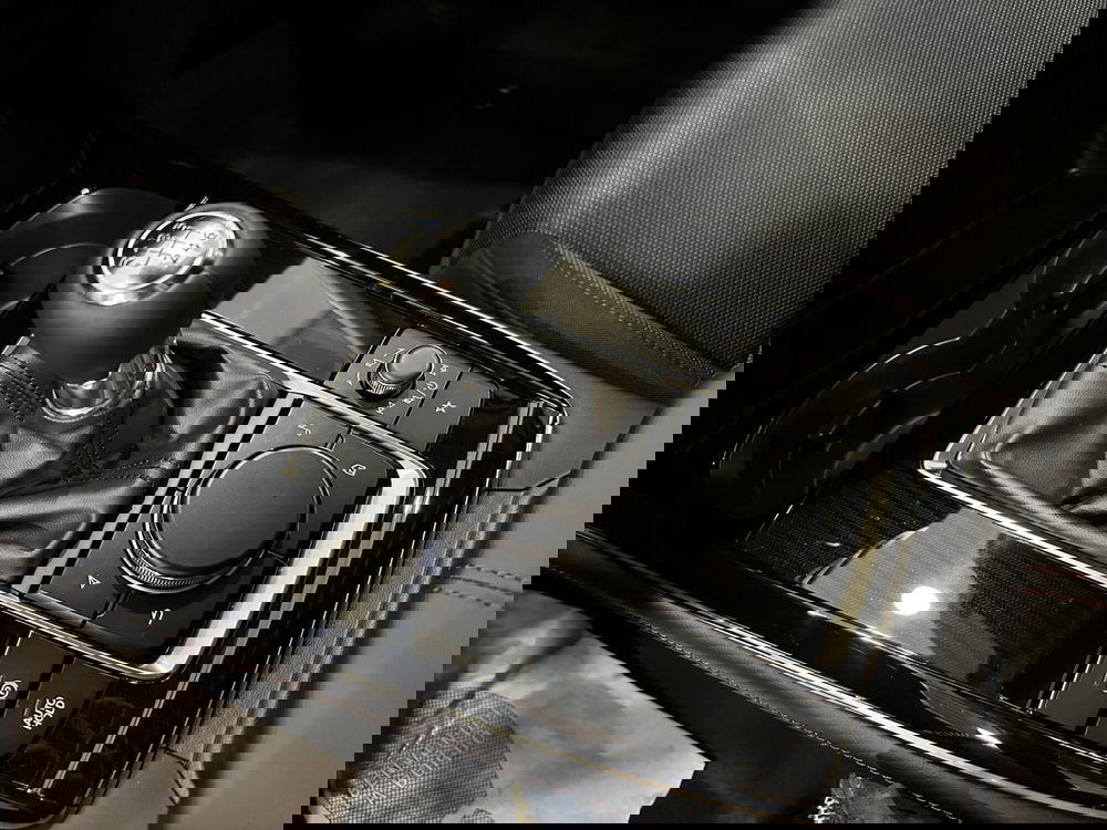 Mazda CX-30 nuova a Latina (15)