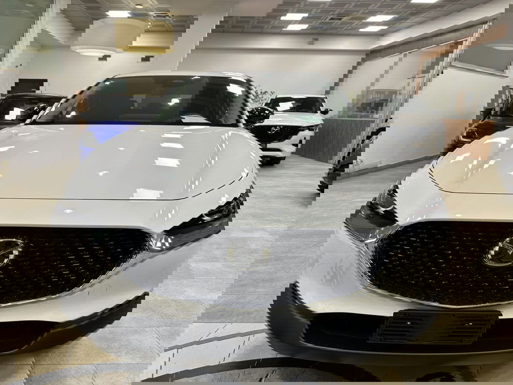 Mazda CX-30 nuova a Latina (2)