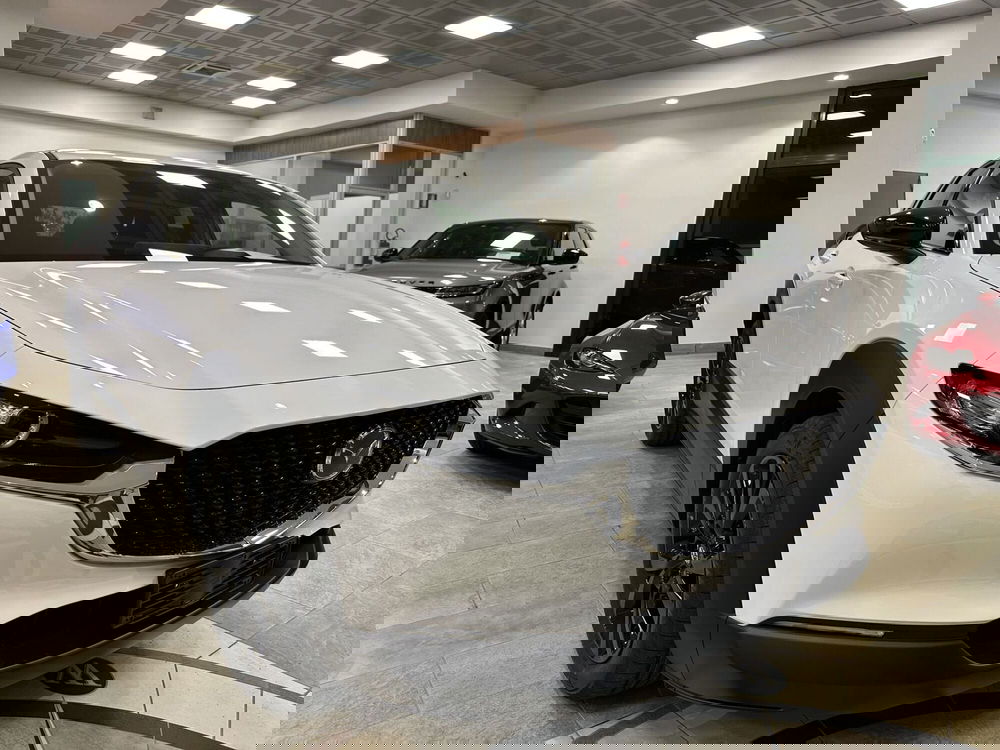 Mazda CX-30 nuova a Latina (3)