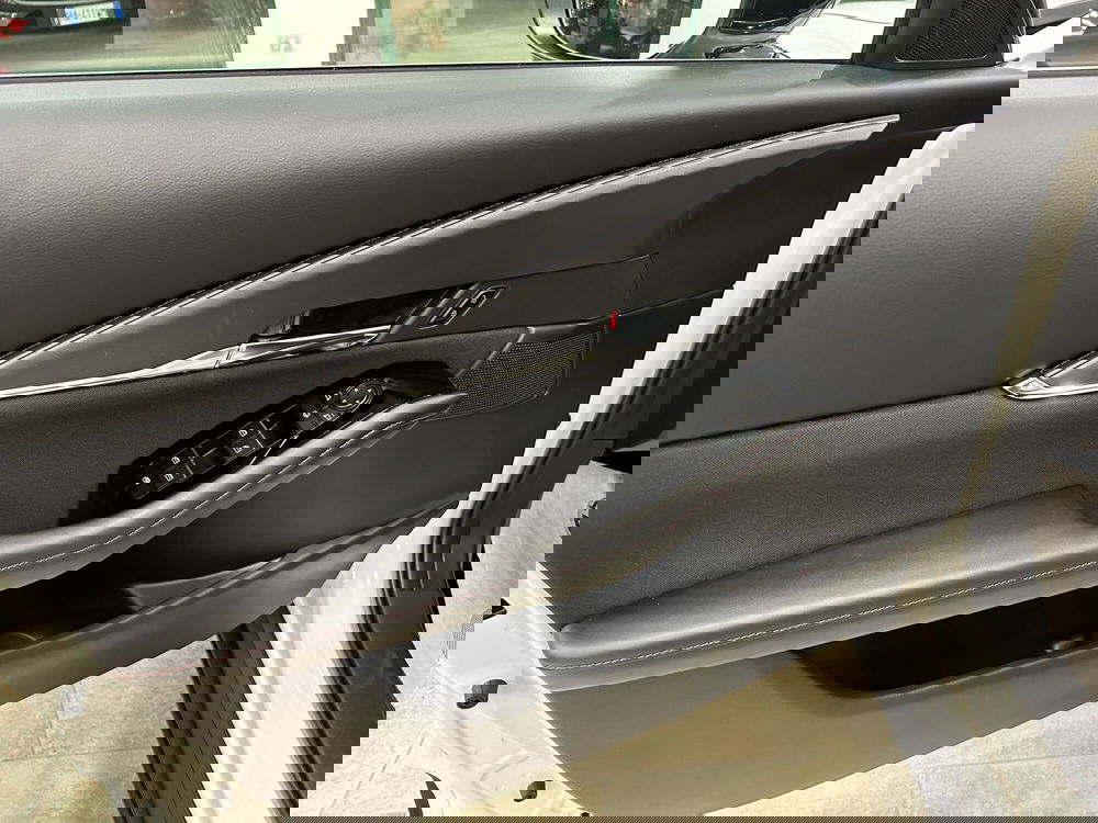 Mazda CX-30 nuova a Latina (9)