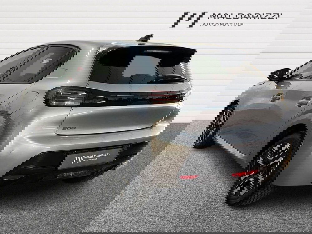 Peugeot 208 usata a Bari (4)