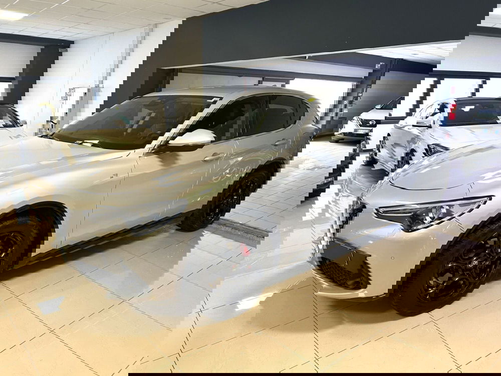 Alfa Romeo Stelvio usata a Ferrara