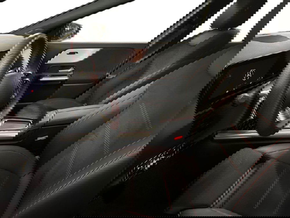 Mercedes-Benz GLA SUV usata a Milano (10)