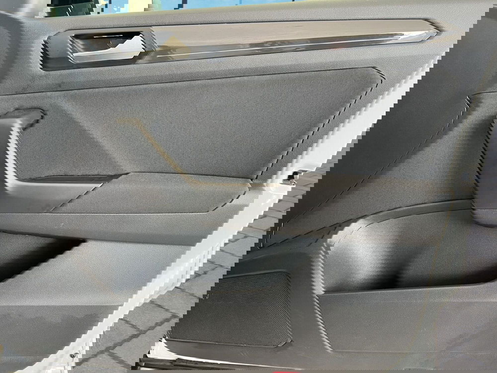 Volkswagen T-Roc usata a Cosenza (17)