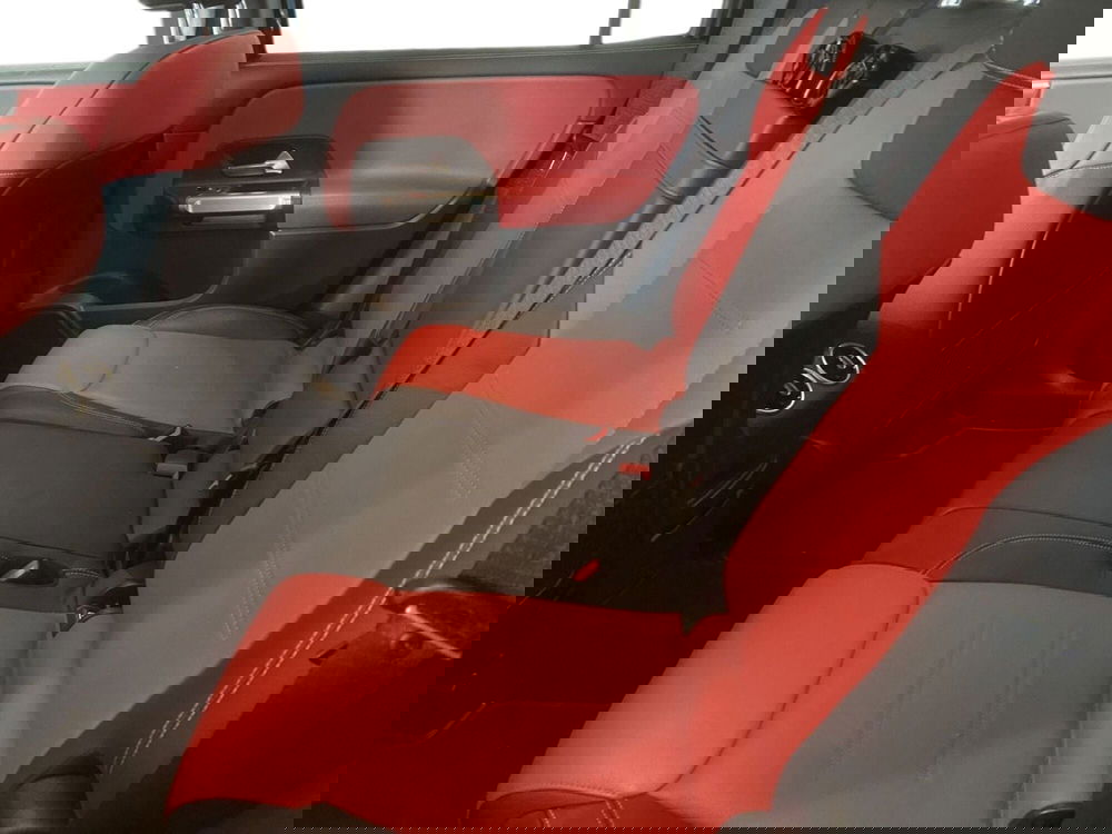 Mercedes-Benz GLB usata a Napoli (14)