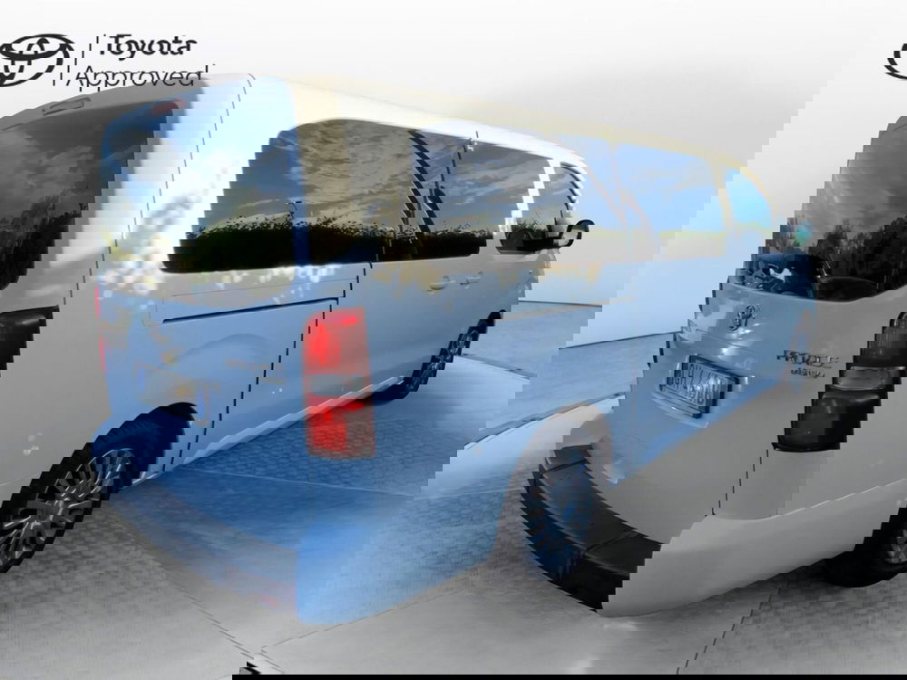 Toyota Proace Verso usata a Perugia (15)