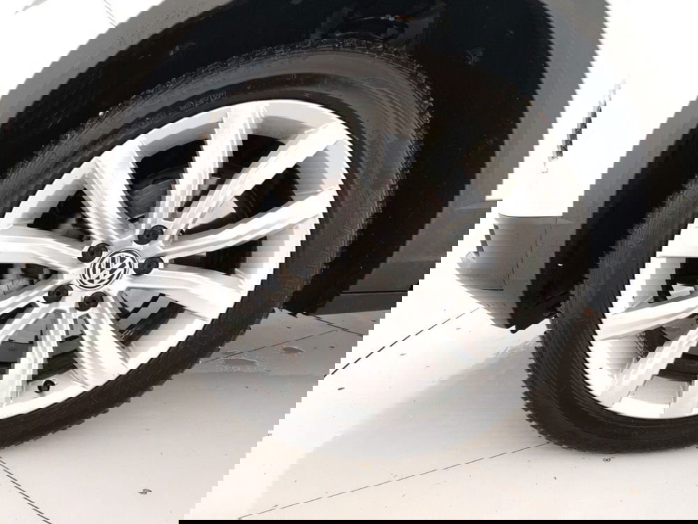 Volkswagen T-Roc usata a Massa-Carrara (6)