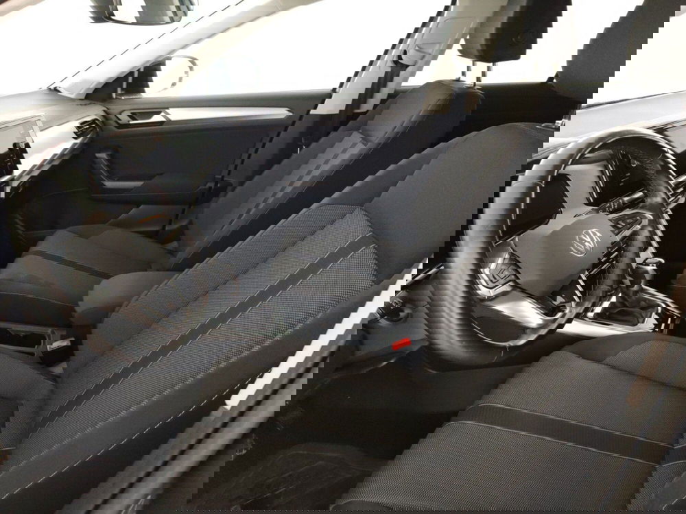 Volkswagen T-Roc usata a Massa-Carrara (7)