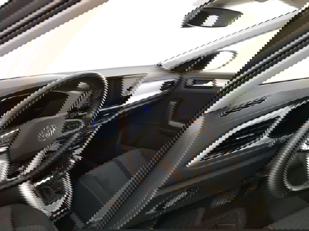 Volkswagen T-Roc usata a Massa-Carrara (8)