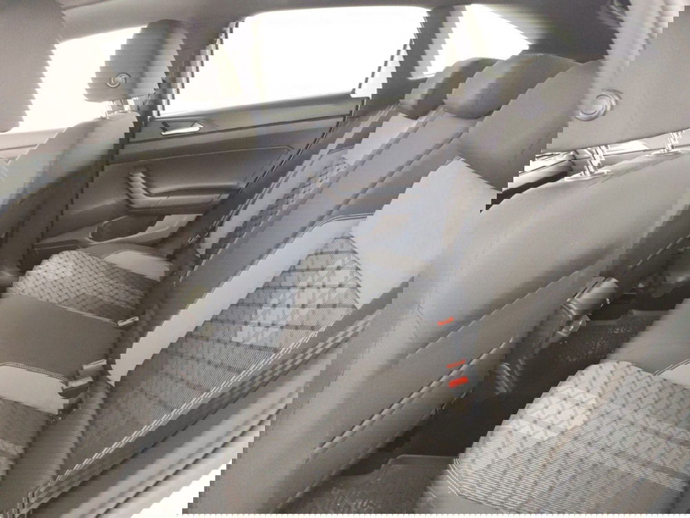 Volkswagen Taigo usata a Massa-Carrara (10)