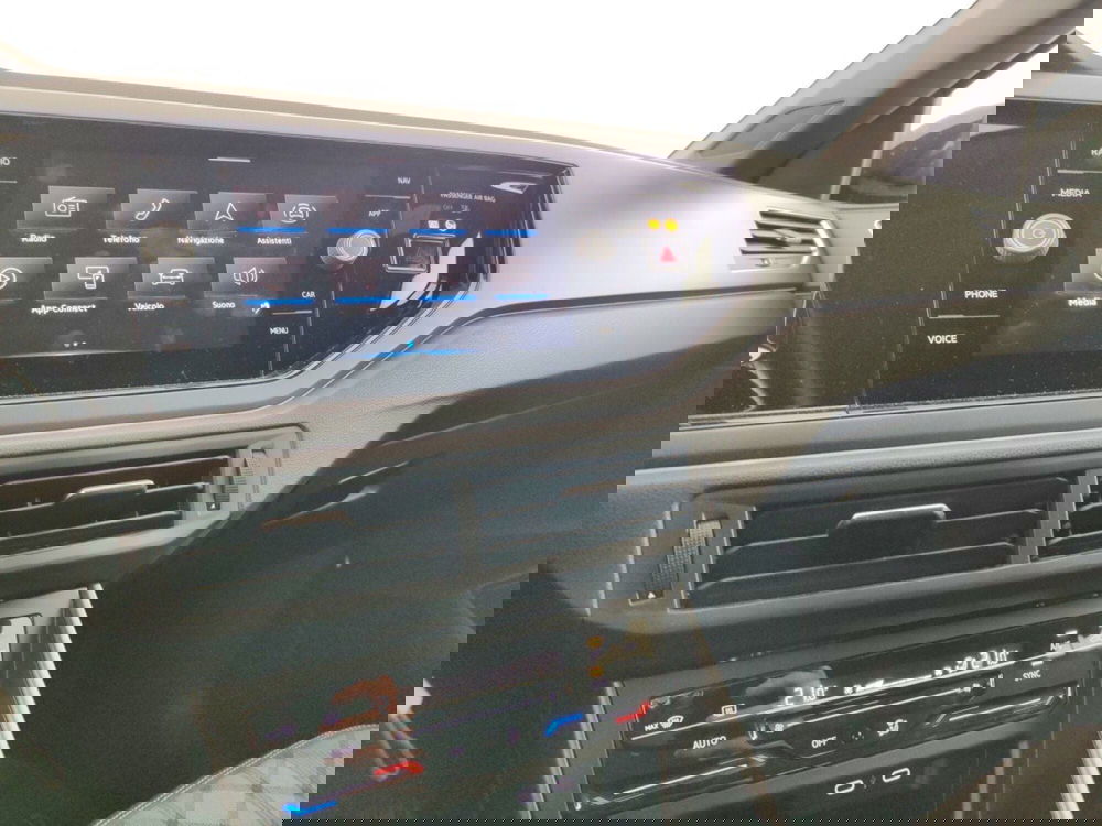 Volkswagen Taigo usata a Massa-Carrara (12)