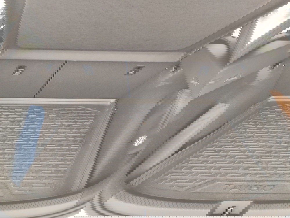 Volkswagen Taigo usata a Massa-Carrara (16)