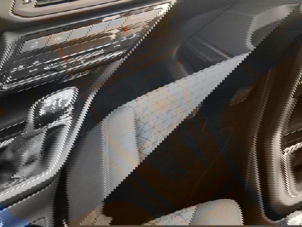 Volkswagen T-Cross usata a Massa-Carrara (11)