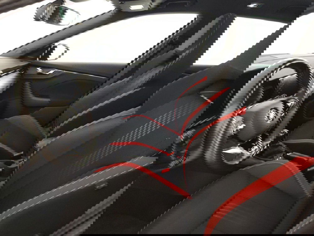 Skoda Kamiq usata a Massa-Carrara (7)