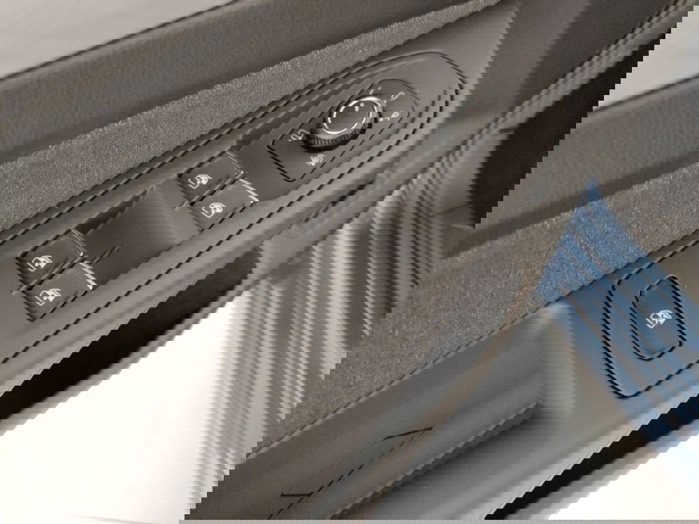 Volkswagen Golf nuova a Napoli (11)