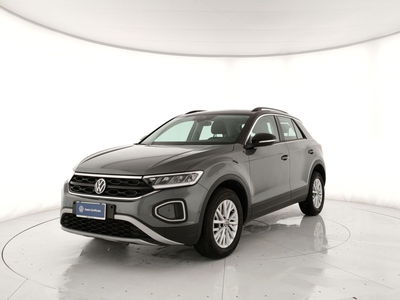 Volkswagen T-Roc 2.0 tdi Life 115cv del 2025 usata a Torre Annunziata
