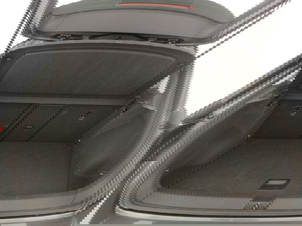 Volkswagen T-Roc usata a Napoli (18)