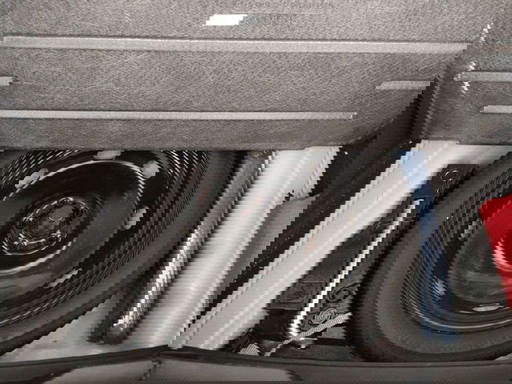 Volkswagen T-Roc usata a Napoli (17)