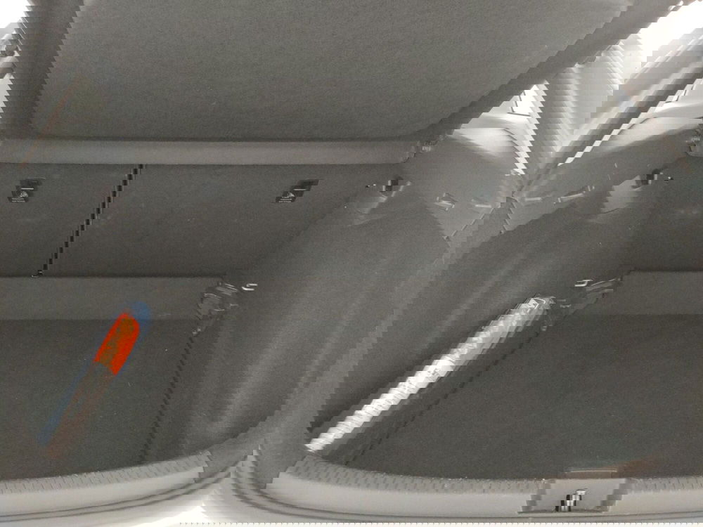 Volkswagen Taigo usata a Napoli (10)