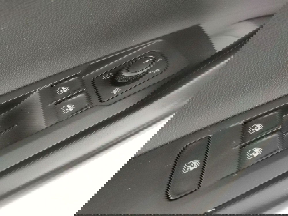 Volkswagen Taigo usata a Napoli (12)