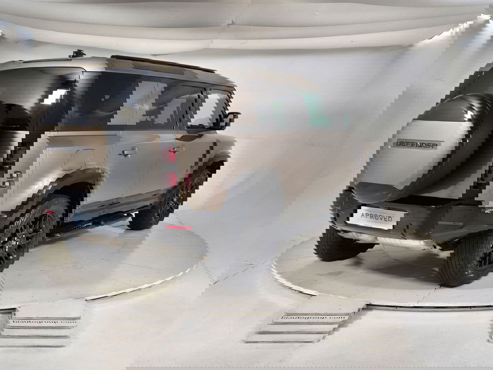 Land Rover Defender usata a Torino (2)