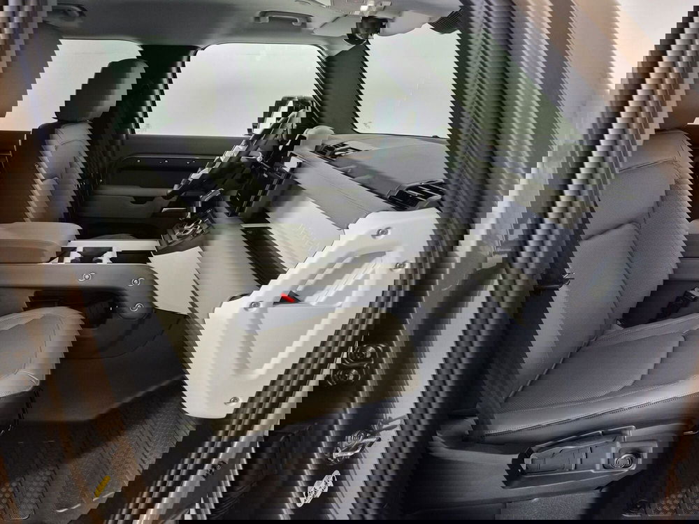 Land Rover Defender usata a Torino (3)