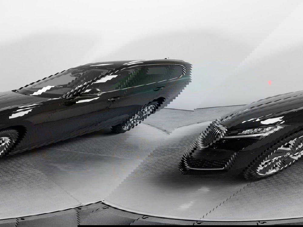 Skoda Superb Station Wagon nuova a Varese