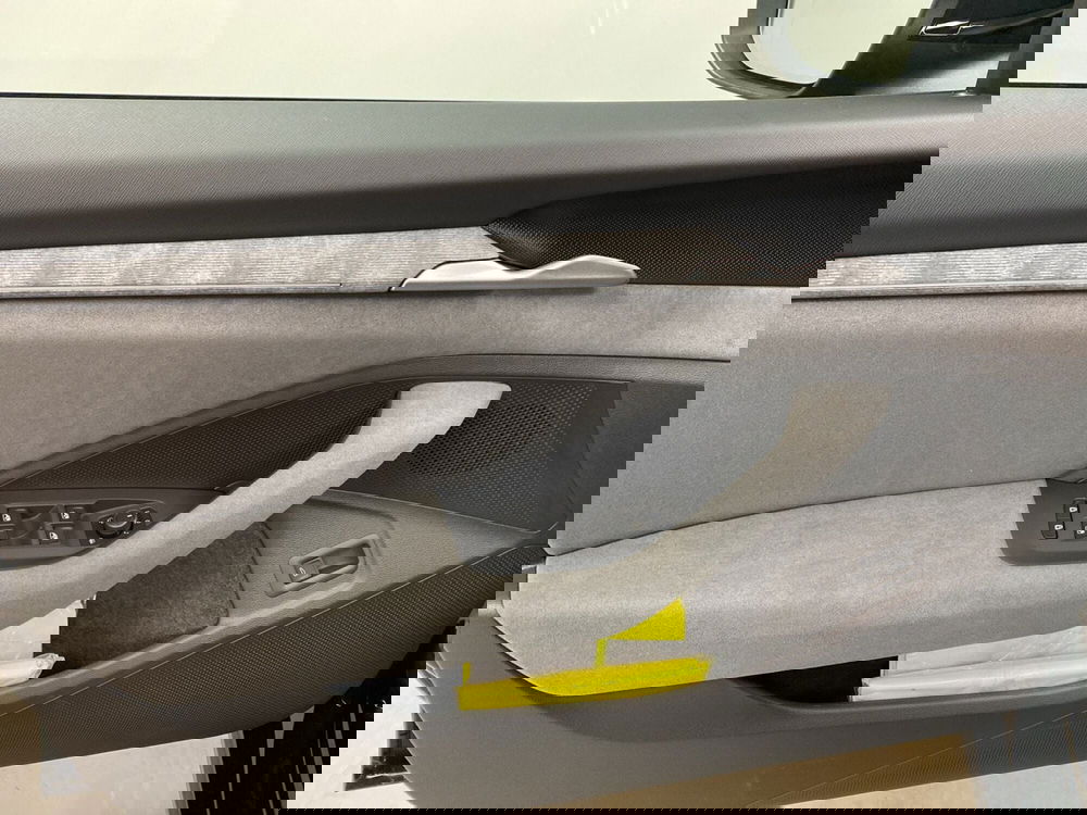 Skoda Superb Station Wagon nuova a Varese (12)