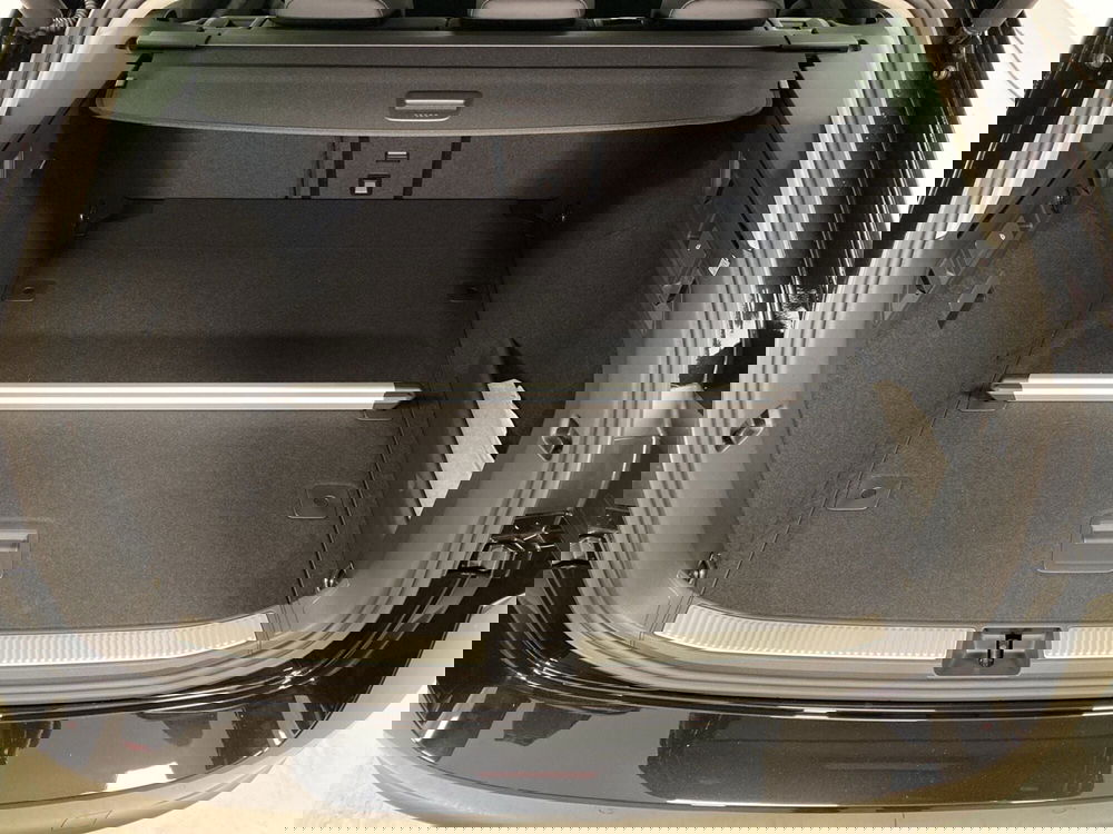 Skoda Superb Station Wagon nuova a Varese (8)