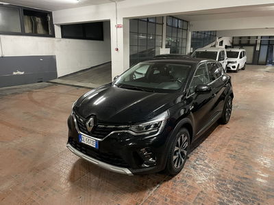 Renault Captur Full Hybrid E-Tech 145 CV Techno del 2022 usata a Milano