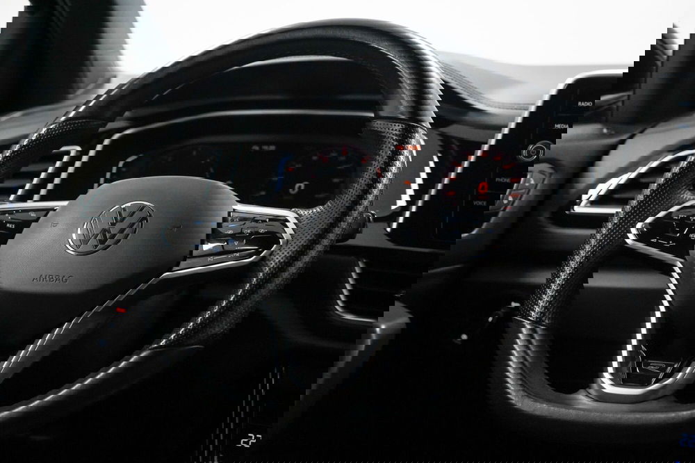 Volkswagen T-Roc usata a Varese (12)