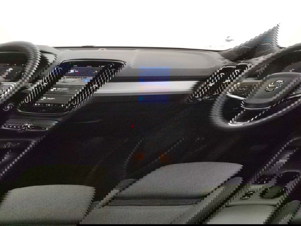 Volvo XC40 usata a Pescara (3)